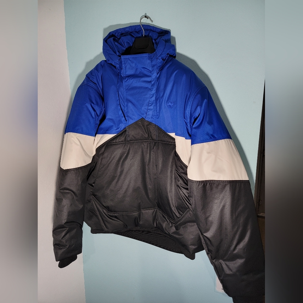 Adidas BLUE VERSION CLRDO PUFFER JACKET HM2344 MSRP $220 Blue/buckt Sizes XL
